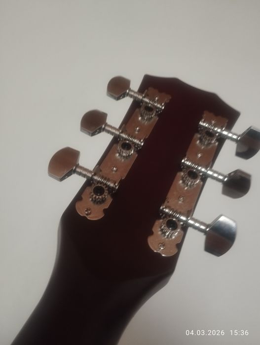 Gitara satiladi razmer 39 taza gitara