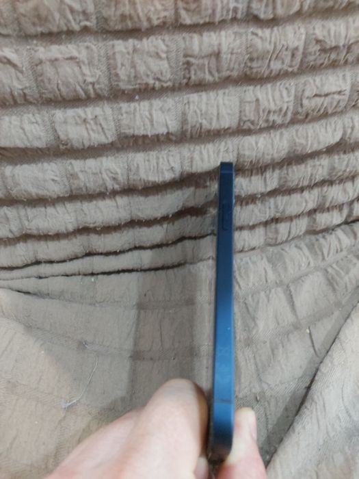 Продам айфон 12 128гб акб 80