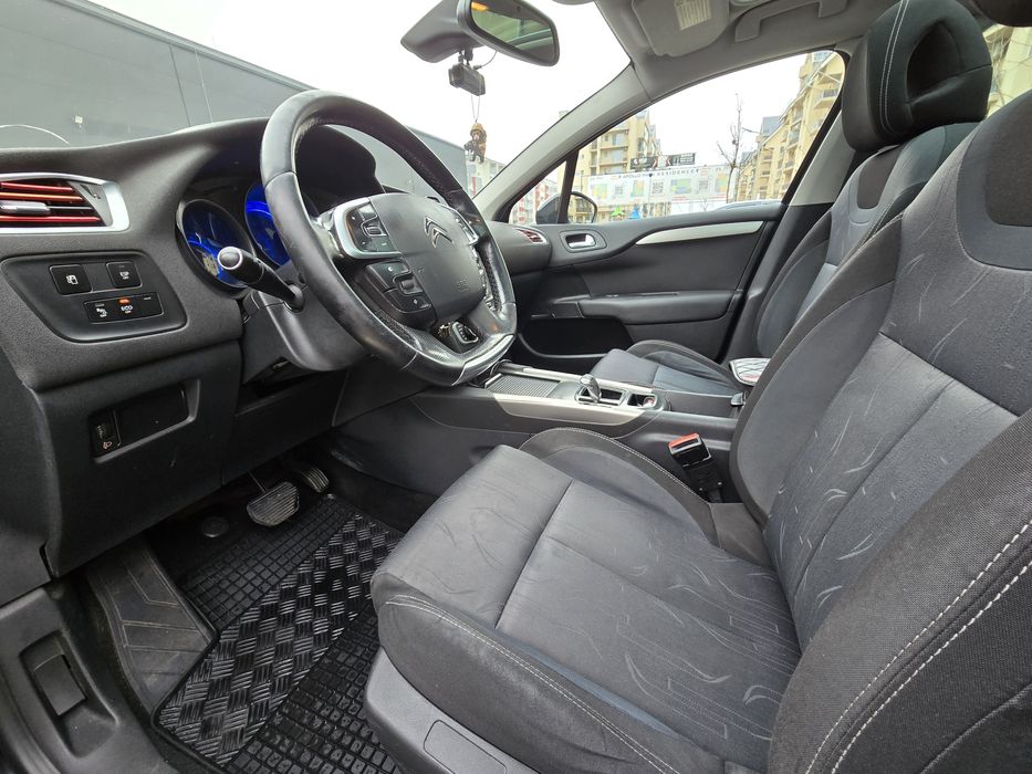 Citroen  C4  ,1.6