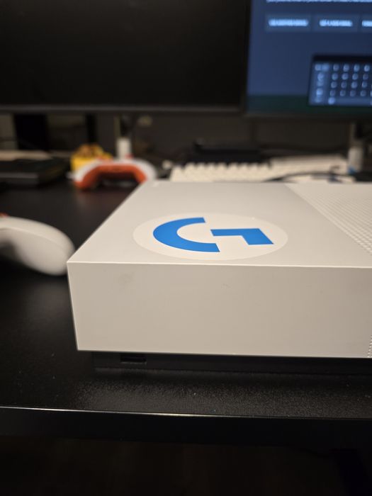 xbox one s 1 tb memorie, 3 manete controllere