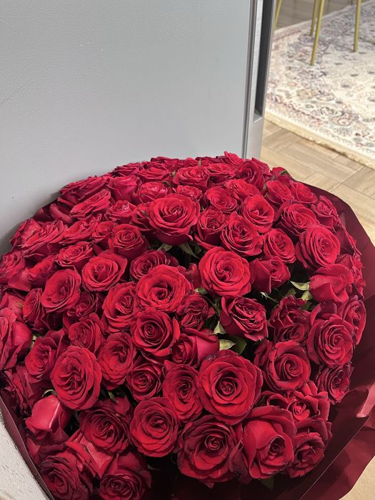 Свежие цветы для подарков