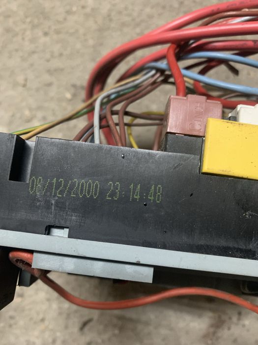 Бушониера кутия с предпазители бушонно табло пежо peugeot PSA 96280 244