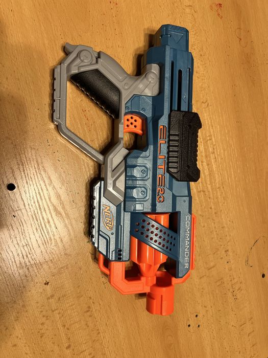 Nerf Elite 2.0 pistol
