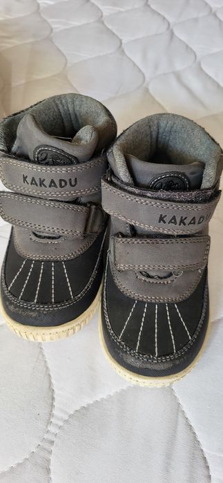 Продам утепленные осенние ботиночки фирмы Какаду.