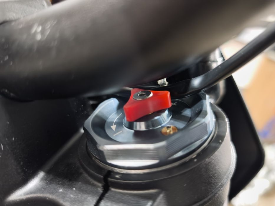 Мотоцикл Hammer Enduro Wolf 76 с цепным 175 двигателем