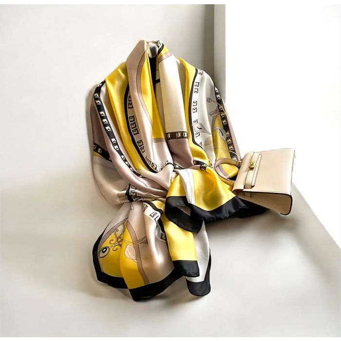 Луксозени голями сатенени шалове в различни цветове и десени