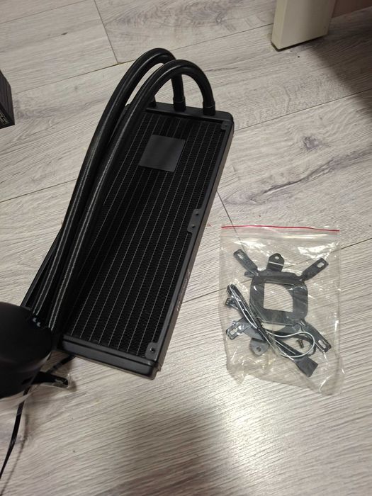 Vand cooler procesori AIO 240MM cu racire pe lichid