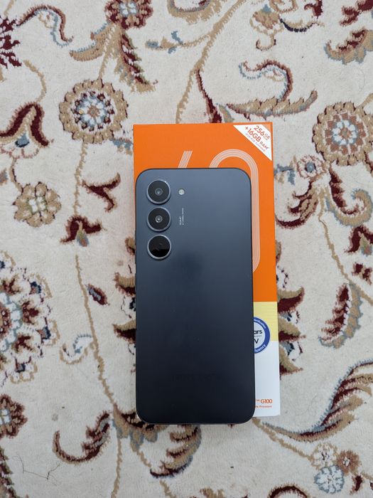 Tecno Spark 40 pro