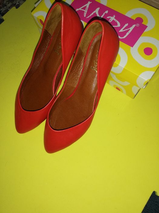 Супер елегантни дамски обувки