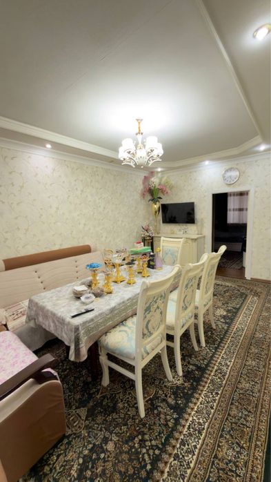 Евро Люкс квартира продается 2/4/4