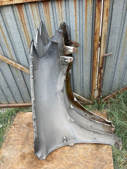 Крылья Передние Митсубиси Оутлендер