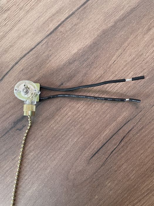 Выключатель цепной. Занжирли ўчиргич