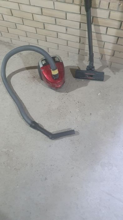 Пылесос сотилади