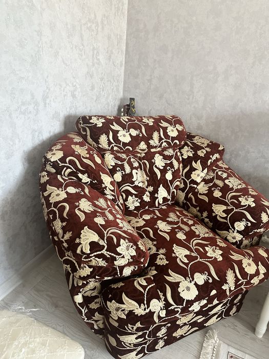 Продается диван в пос. Г.Мустафина