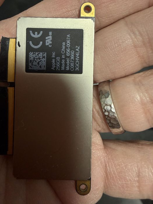 Ssd macbook a1708 Apple  ramas din urma unde dezmbrari