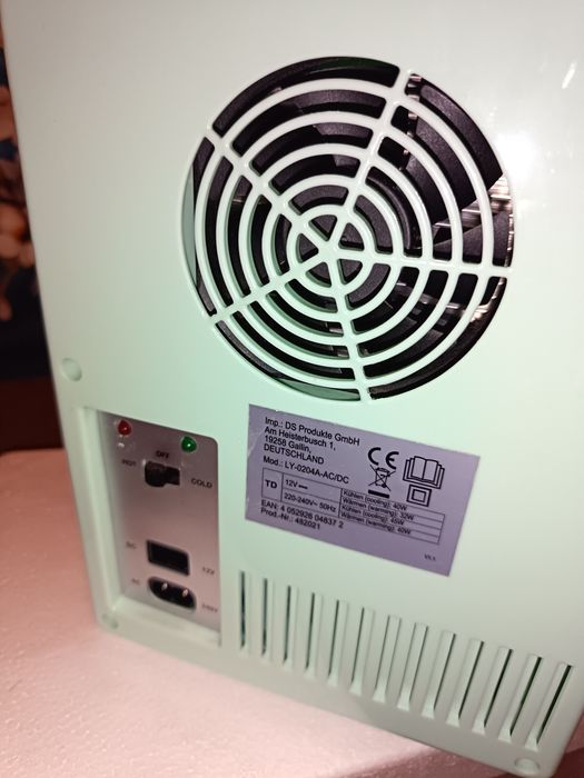 Mini Frigider Hot&Cold