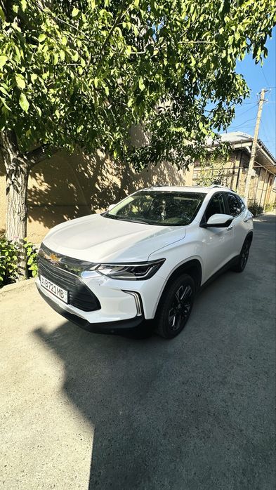 Chevrolet tracker 2