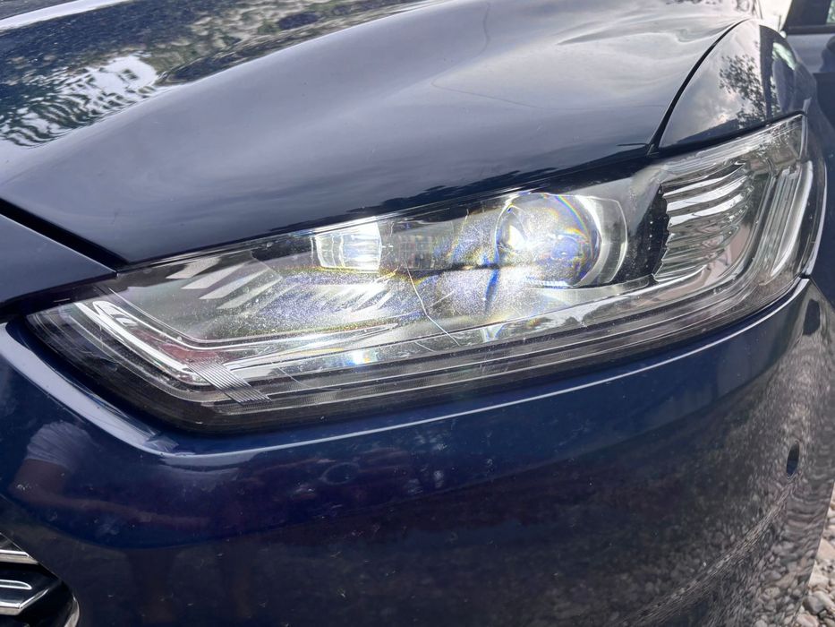 Ford Mondeo Mk5.