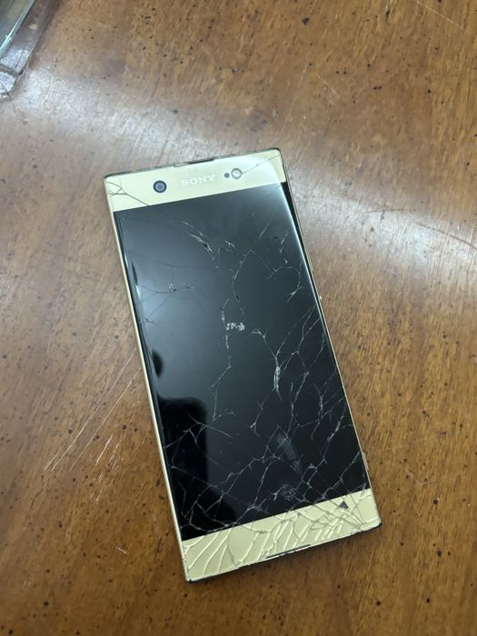 Смартфон Sony Xperia