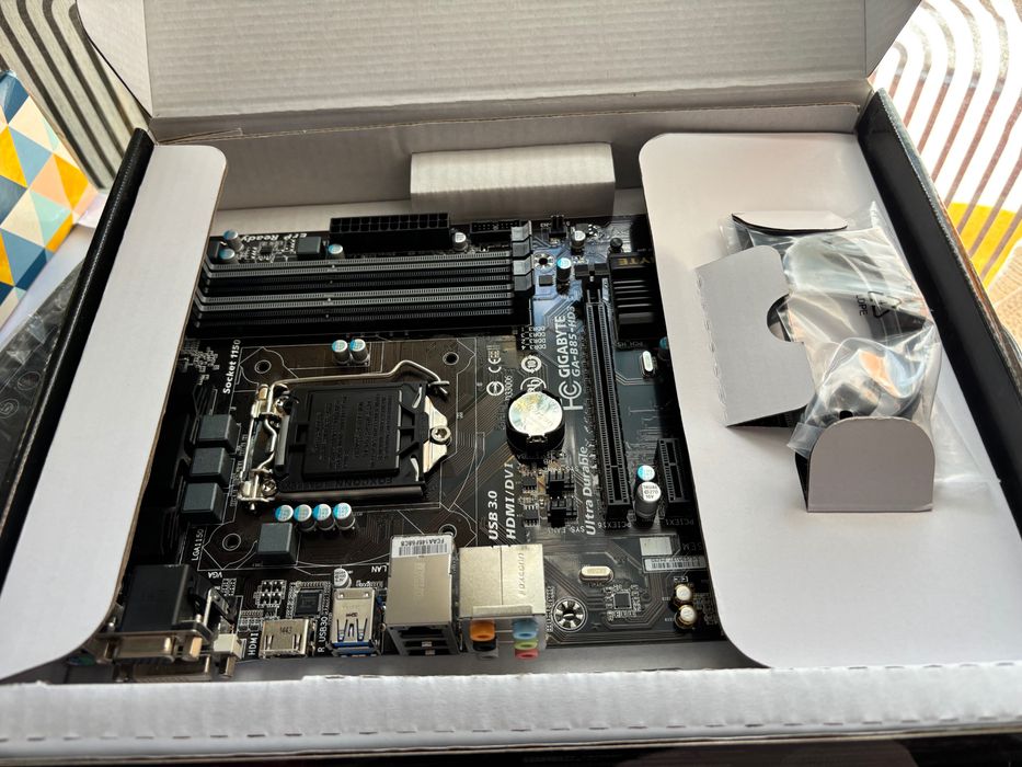 Placa de baza Gigabyte GA-B85-HD3 rev 2.1