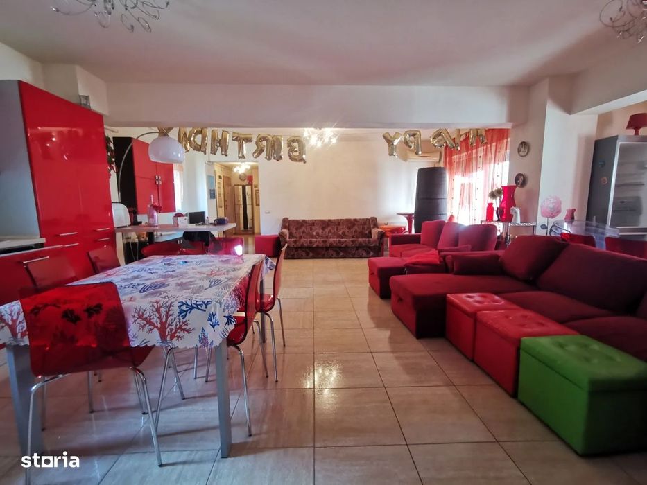 De vânzare apartament 3 camere statiunea Mamaia, zona Butoaie