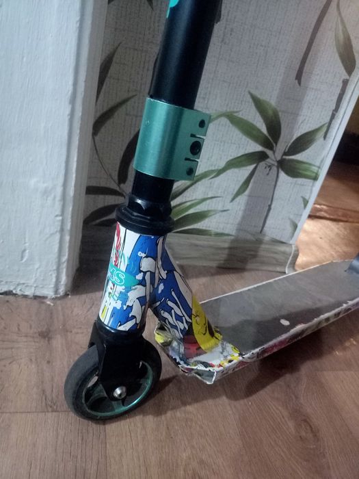 Продам трюковой самокат