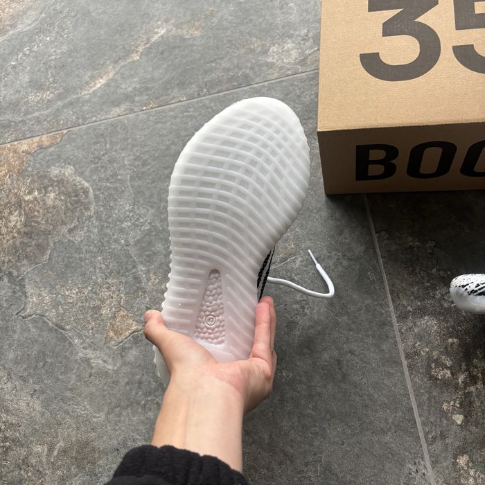 Adidas Yeezy 350
