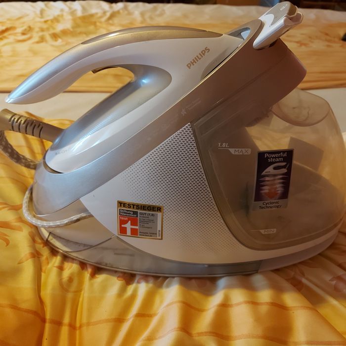 Vînd statie fier călcat Philips