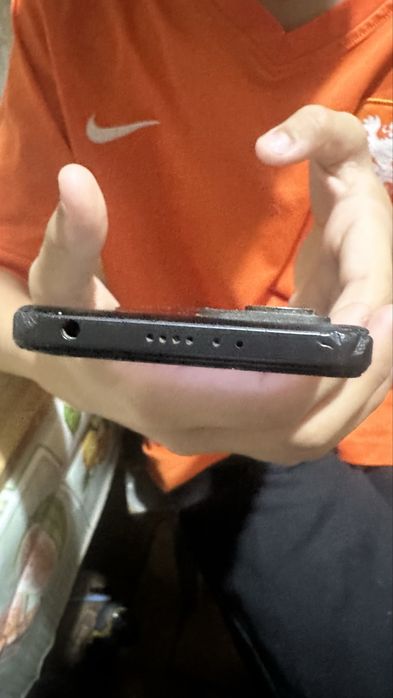 Телефон Poco x4gt