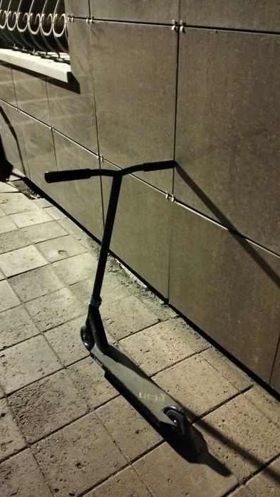 Продам самокат Limit 66