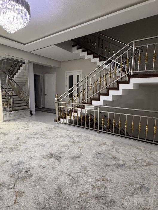 Продам евро дом Мирзо-Улугбекский Луначарском 3 сотки 6 ком