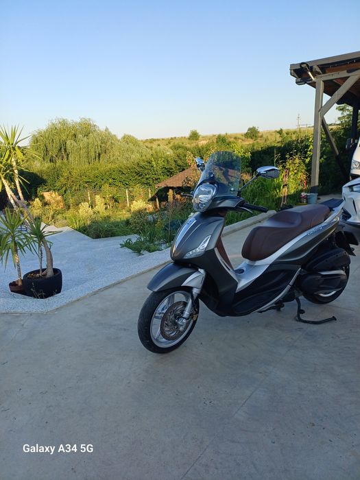 Piaggio Beverly 350