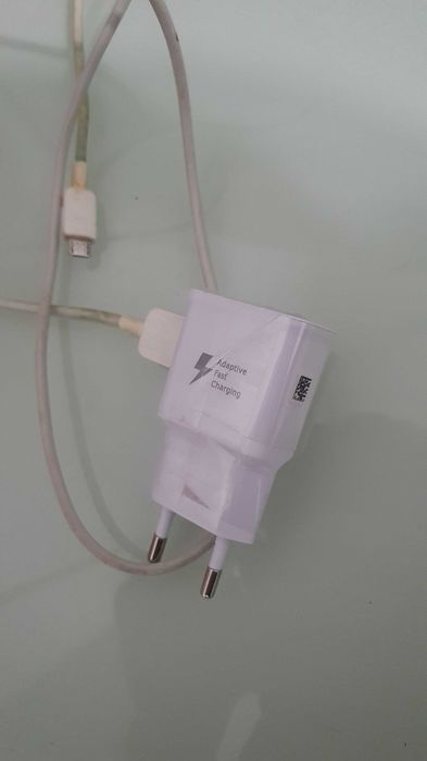 Безупречен HUAWEI P9 lite