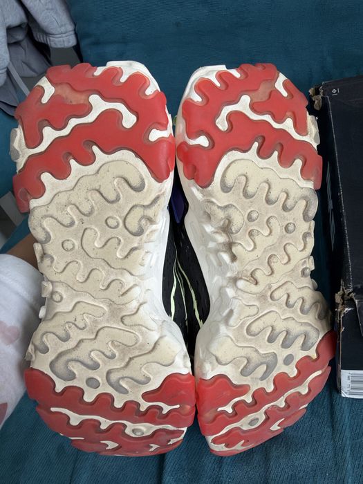 Продавам маратонки Nike React Vision