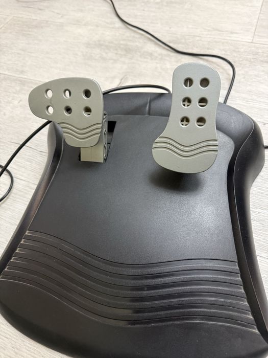 Руль для ПК с педалями