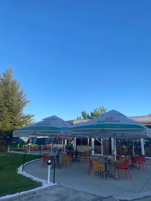 Продава се Магазин в Казанлък - 950 кв.м за 220 €/кв.м - Снимка #2