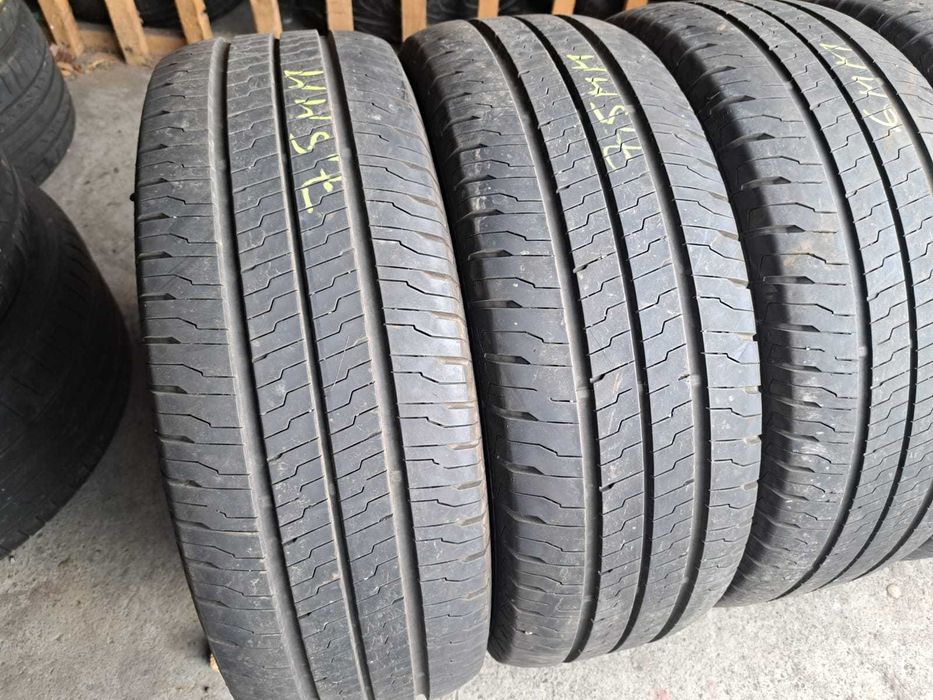 * 4 anvelope 235/60 R17C Continental