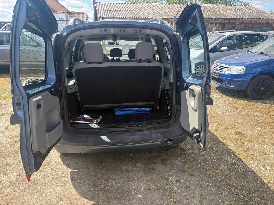 Dacia Logan MCV .7 locuri . 1,6 mpi