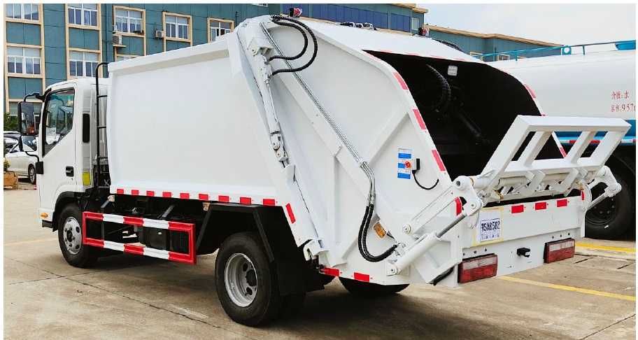 Мусоровоз HOWO 4×2, 6 м³ (прессующий). Доставка 30 дней