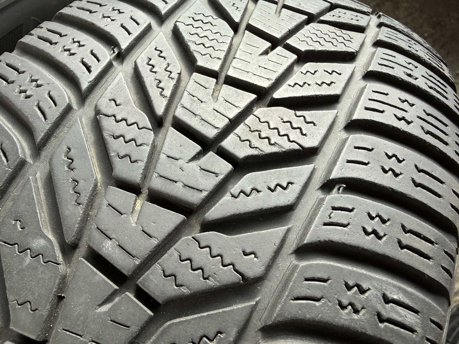 2x Anvelope Iarna 215/60 r17 M+S - Hankook Winter I"Cept evo 3