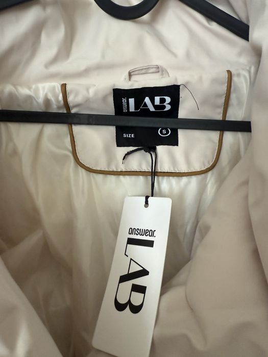 Чисто ново дълго и дебело дамско  зимно яке, размер S