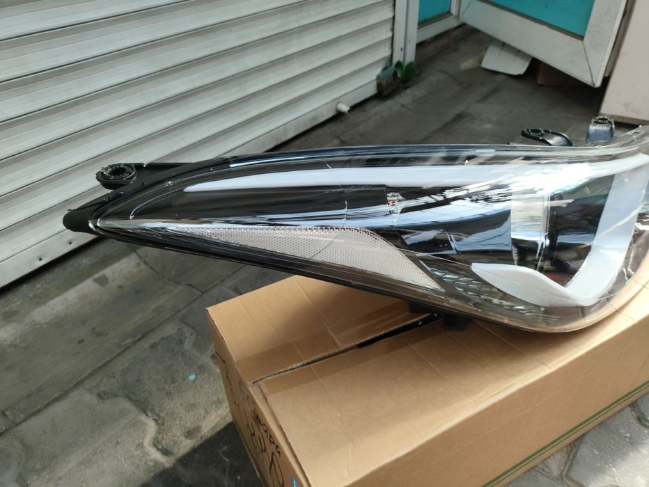 Элантра фара передняя