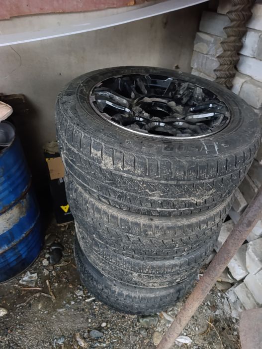 Диски на Ниву с шинами