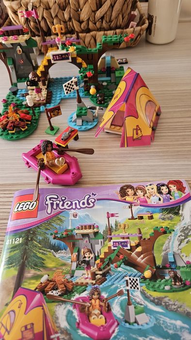 Lego Friends Tabăra de aventuri