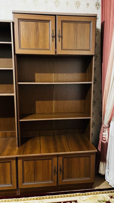 Продаётся стенка в хорошем состоянии