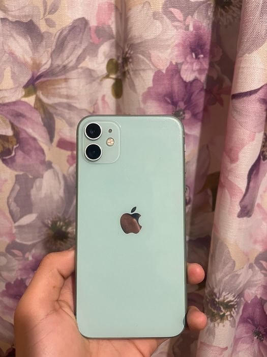 продам или обмен айфон 11