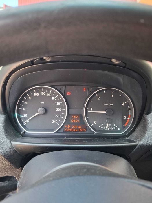 BMW Seria 1 118d an 2006