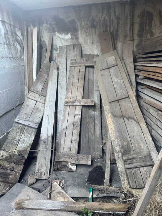 Dulapi si scandura pentru cofraj.