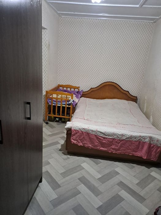 Продам дом на Мурате за магазином саида