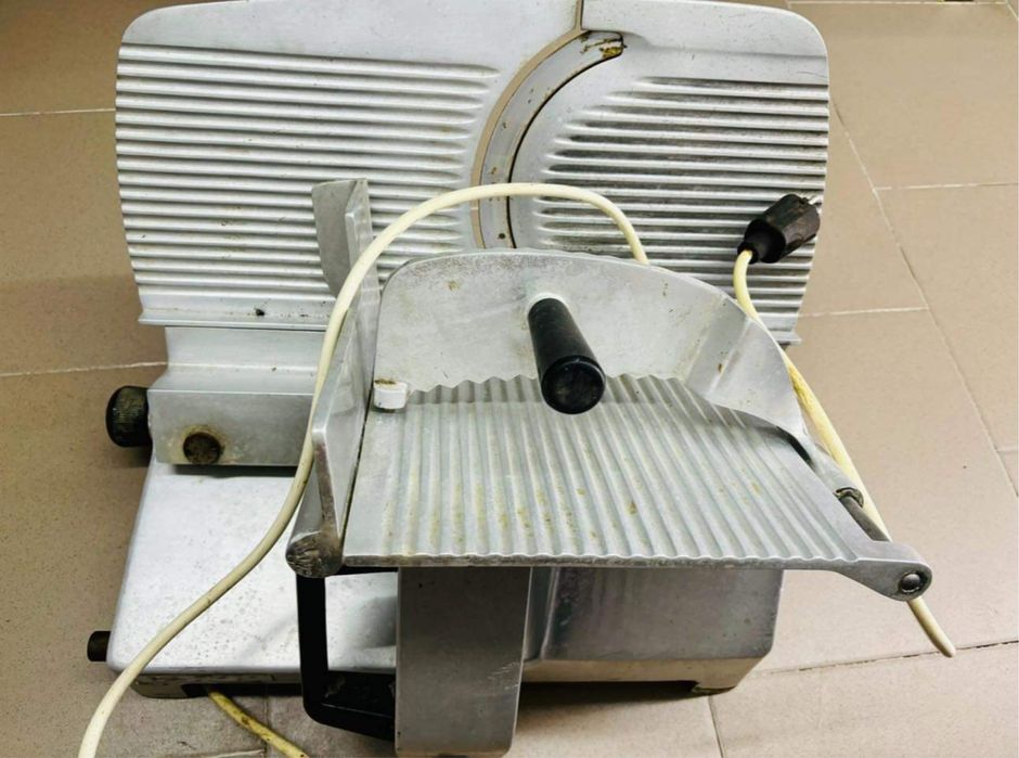 Feliator / bucatarie /incalzitor supe